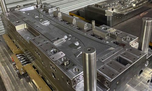 Low Volume Injection Molding: 5 Key Advantages for Cost, Speed, and Flexibility