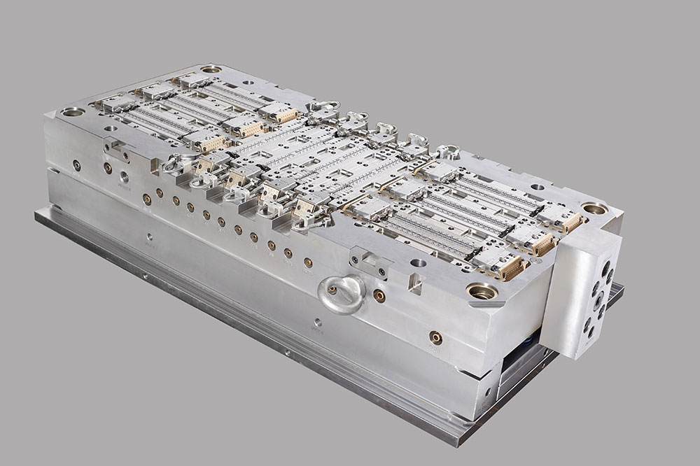 precision mold manufacturing
